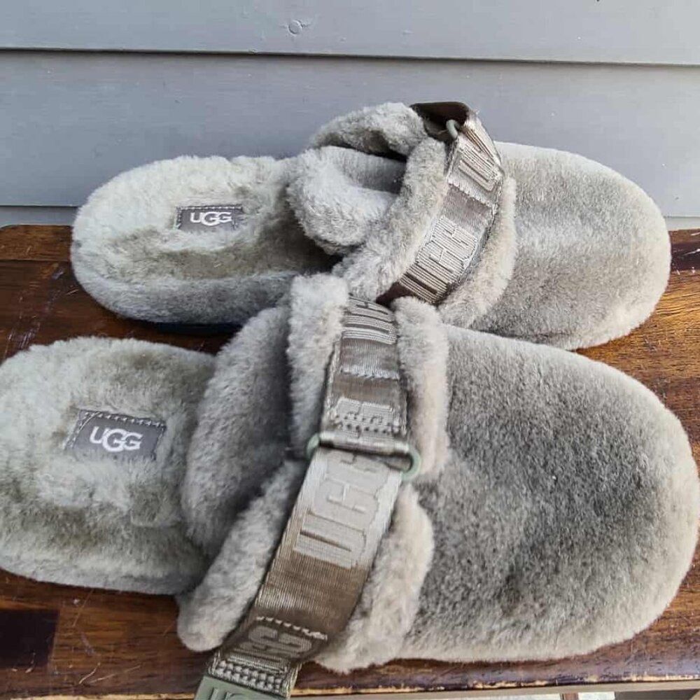 UGG Mens Fluff It Gray Shearling Slippers size 8